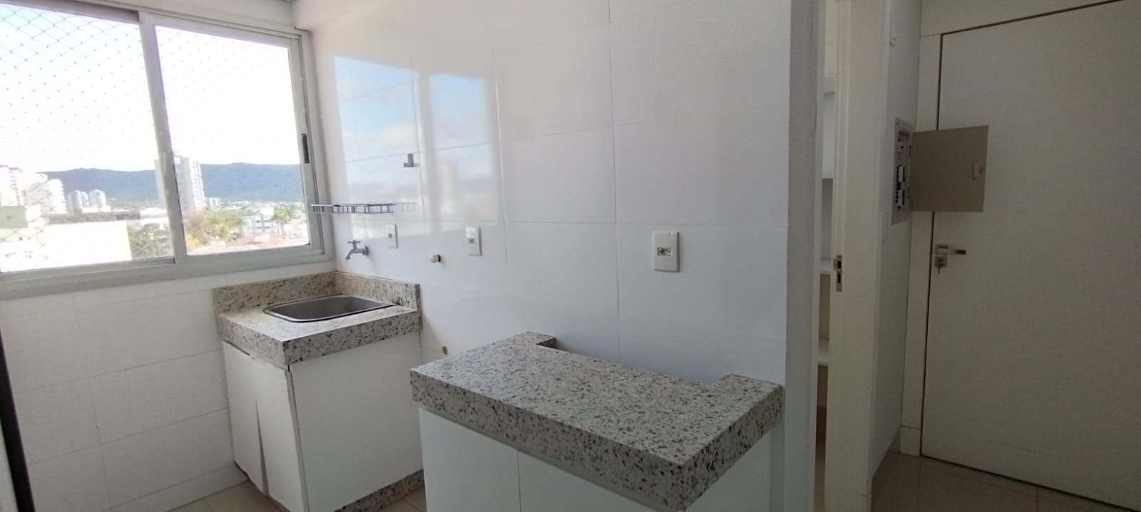 AREA DE SERVIÇO